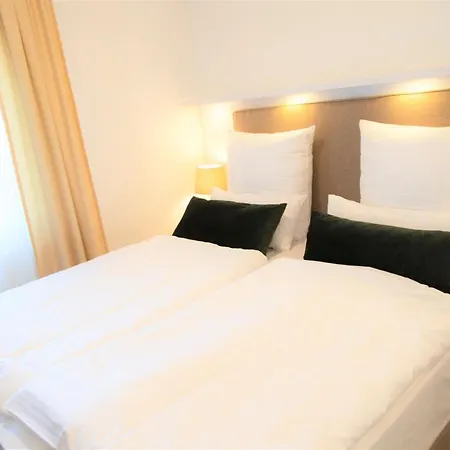 Amplidi Hotel